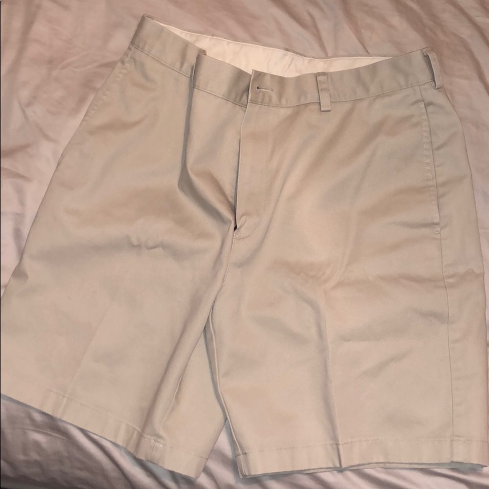 LL Bean chino short 8” inseam